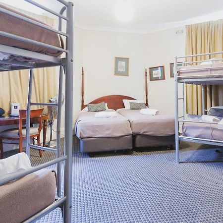 Woolbrokers Hostel Сидни Екстериор снимка