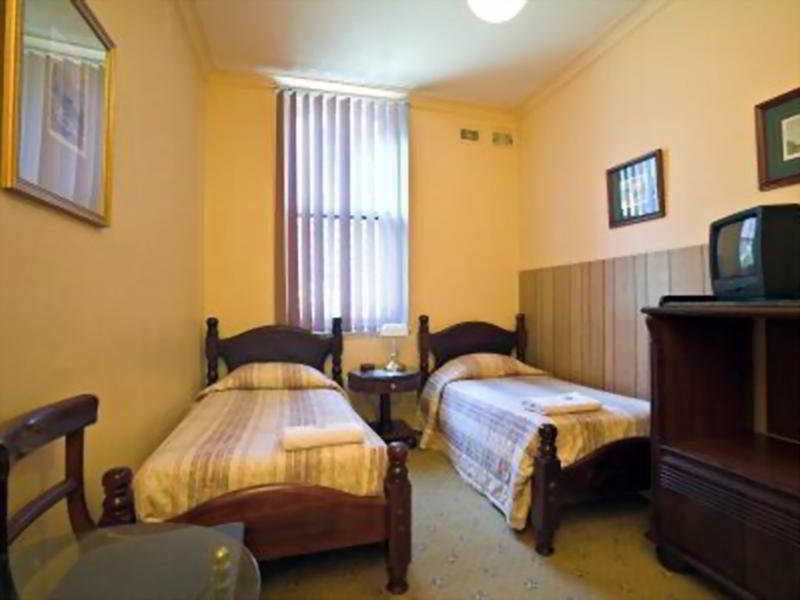 Woolbrokers Hostel Сидни Екстериор снимка