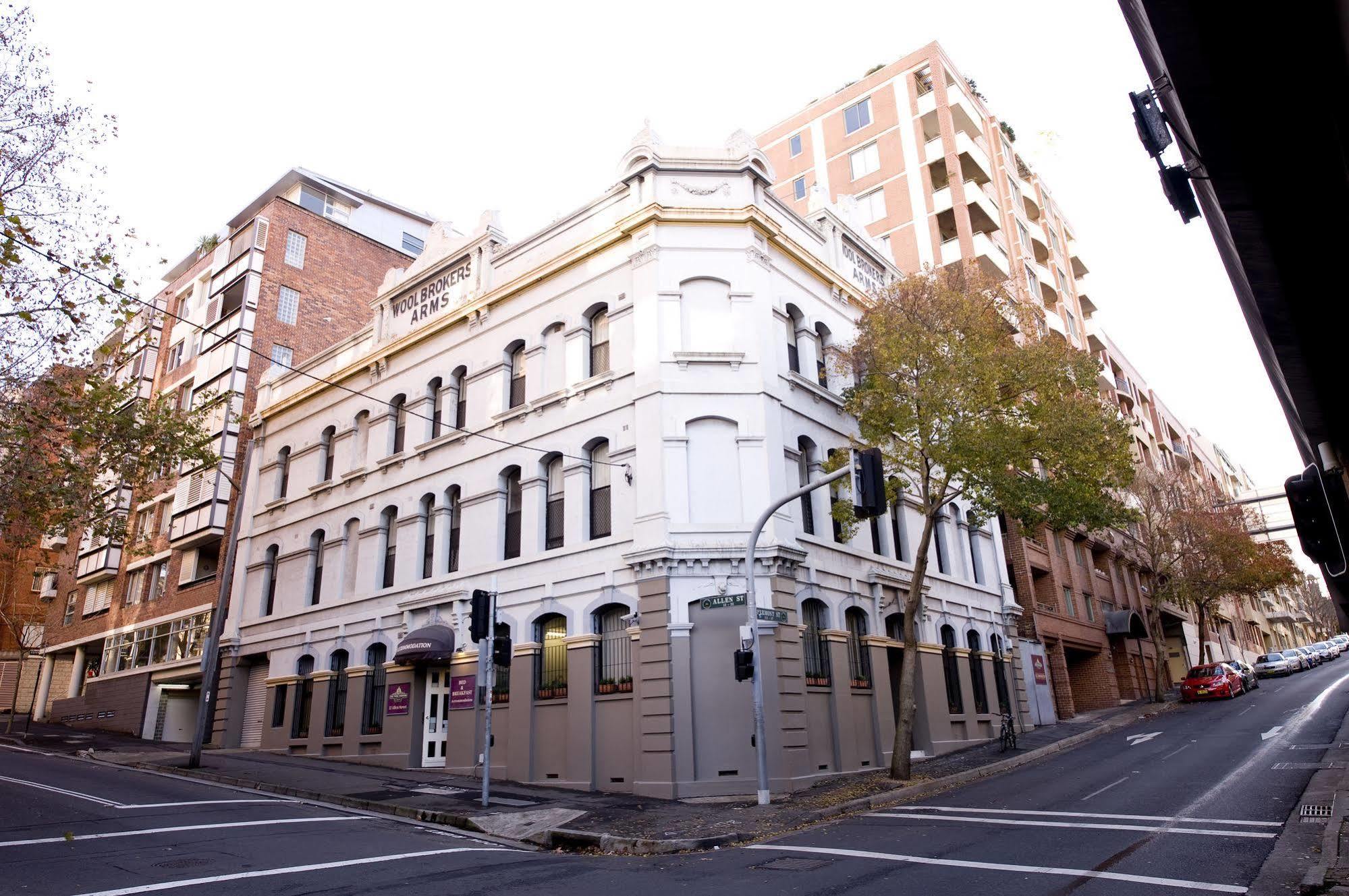 Woolbrokers Hostel Сидни Екстериор снимка