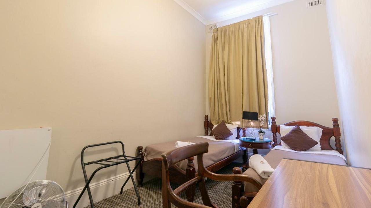 Woolbrokers Hostel Сидни Екстериор снимка