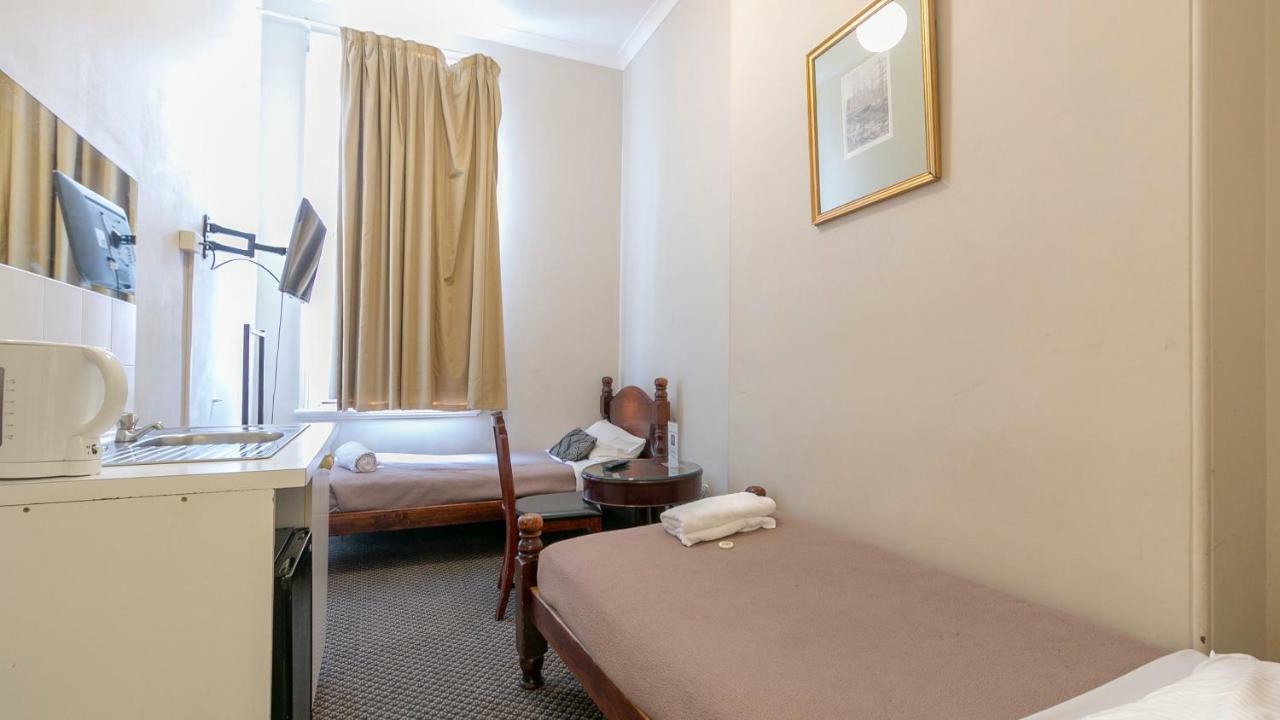 Woolbrokers Hostel Сидни Екстериор снимка