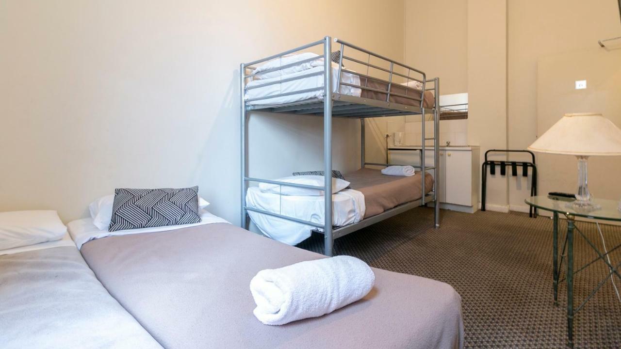 Woolbrokers Hostel Сидни Екстериор снимка