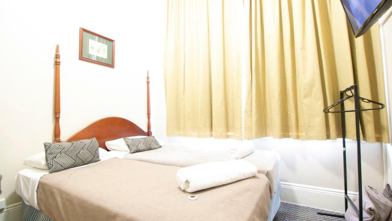 Woolbrokers Hostel Сидни Екстериор снимка
