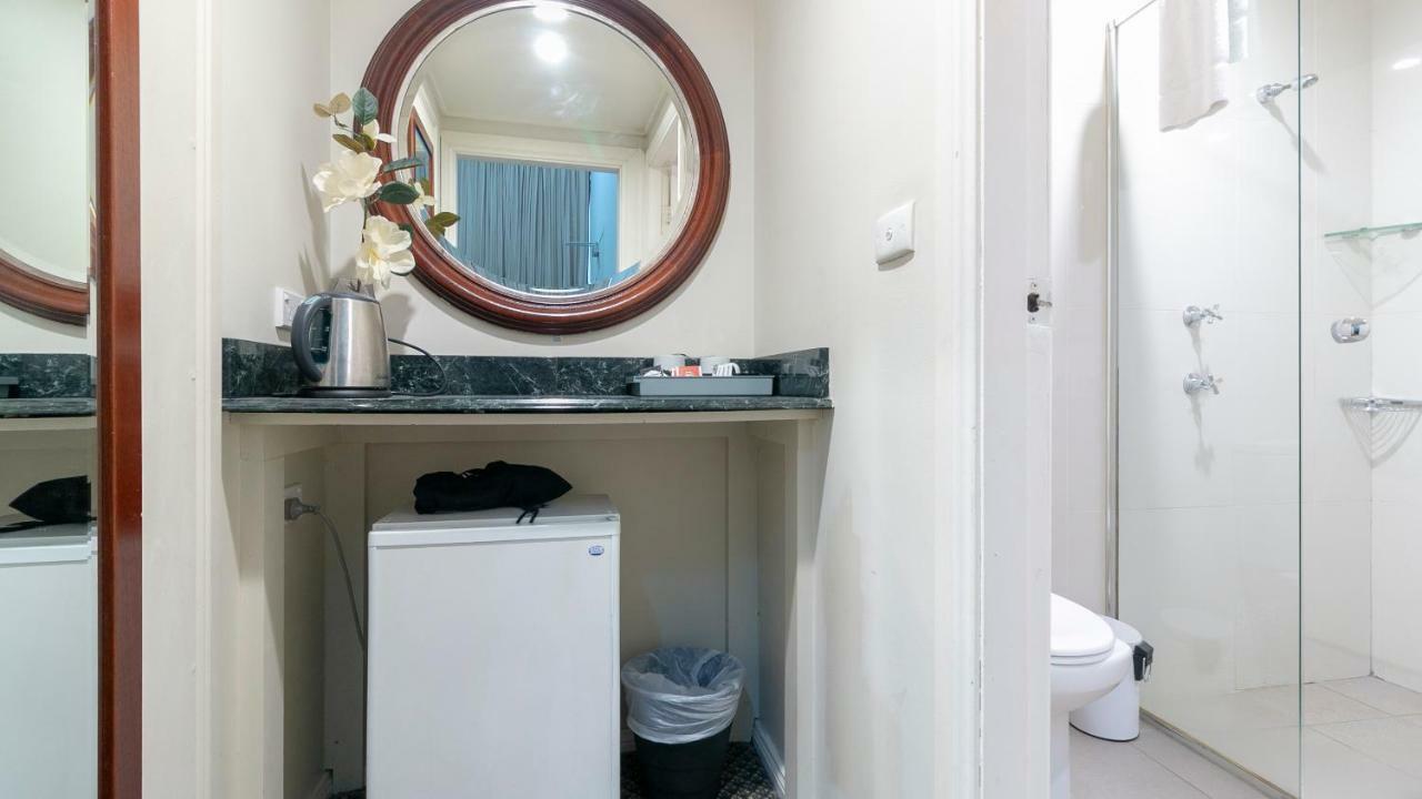 Woolbrokers Hostel Сидни Екстериор снимка